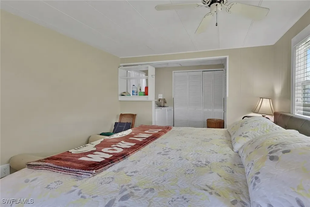 20 Derhenson Drive Naples FL 34114