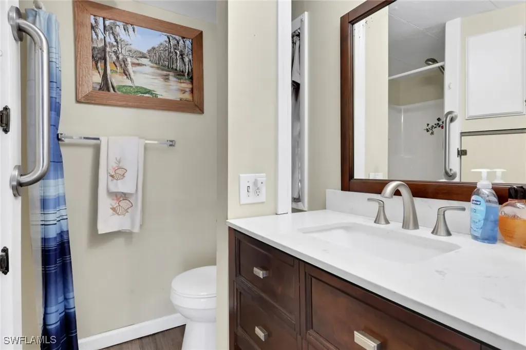 20 Derhenson Drive Naples FL 34114