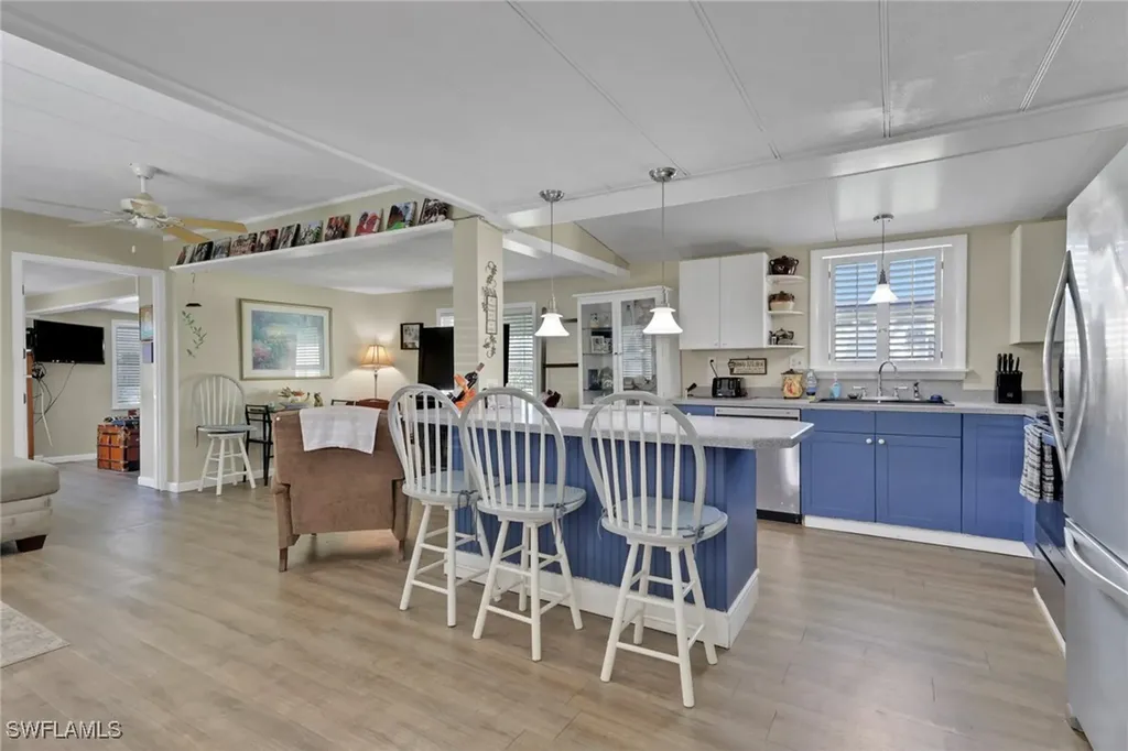 20 Derhenson Drive Naples FL 34114