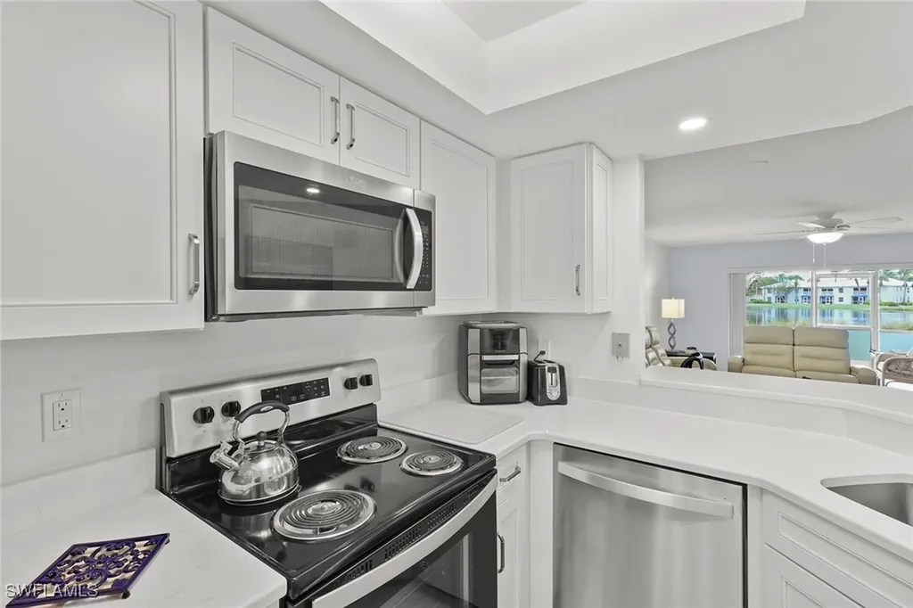 840 Gulf Pavillion Drive Naples FL 34108