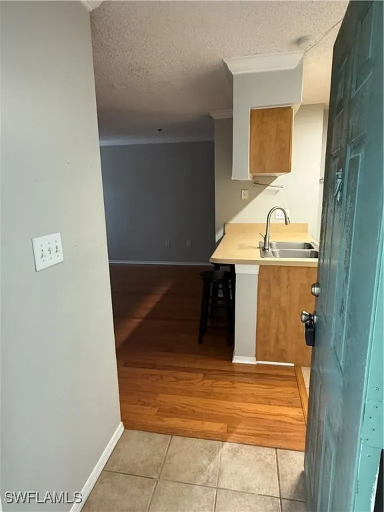 1000 Horatio W Tampa FL 33606