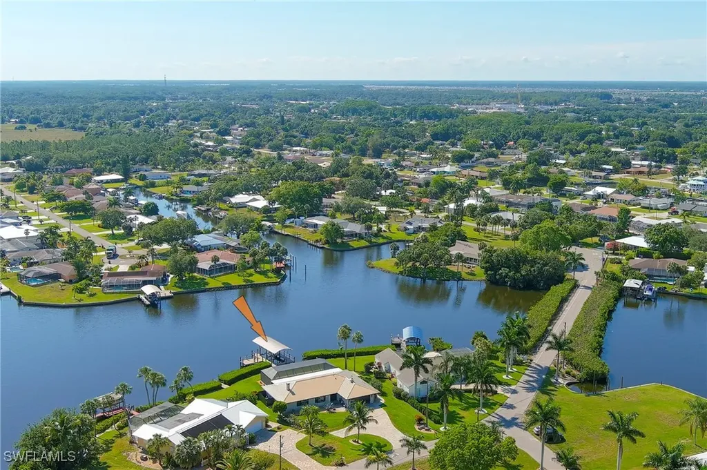 13396 Island Road Fort Myers FL 33905