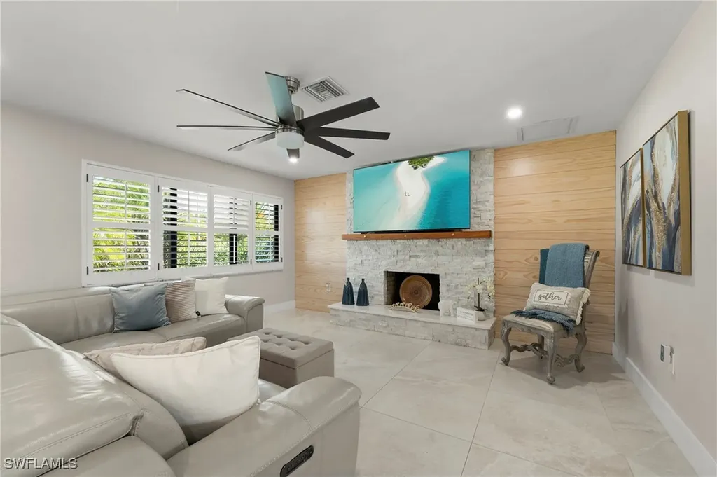13396 Island Road Fort Myers FL 33905