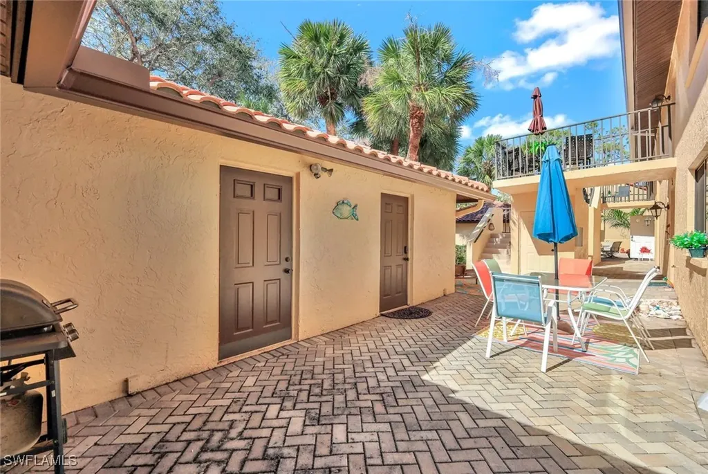 196 Albi Road Naples FL 34112