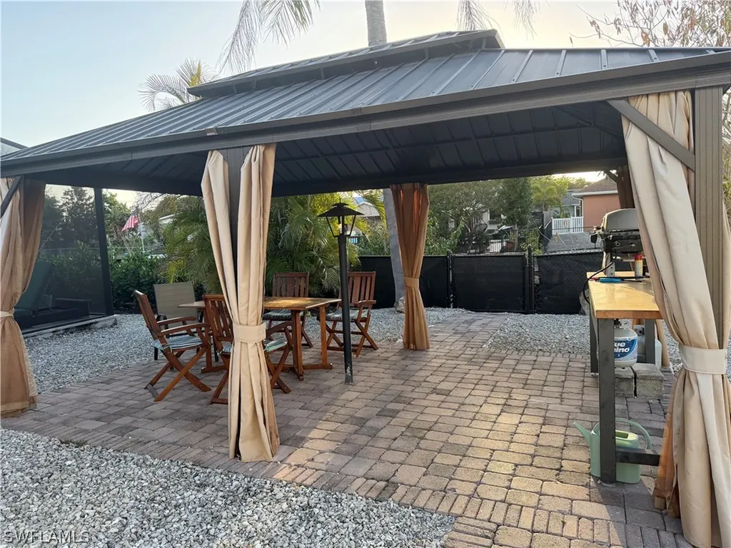 27650 Imperial Shores Boulevard Bonita Springs FL 34134