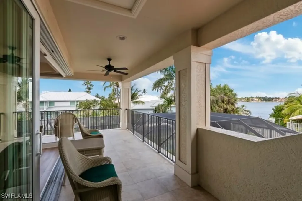 1400 Jewel Box Avenue Naples FL 34102