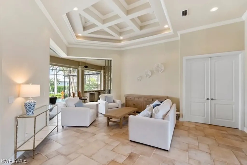 1400 Jewel Box Avenue Naples FL 34102