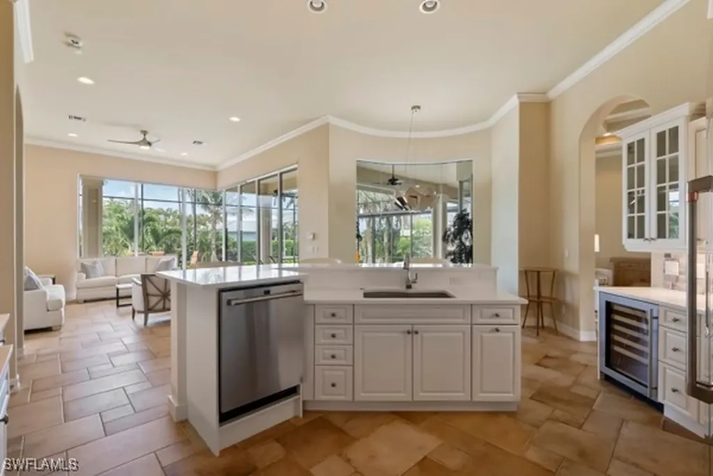 1400 Jewel Box Avenue Naples FL 34102