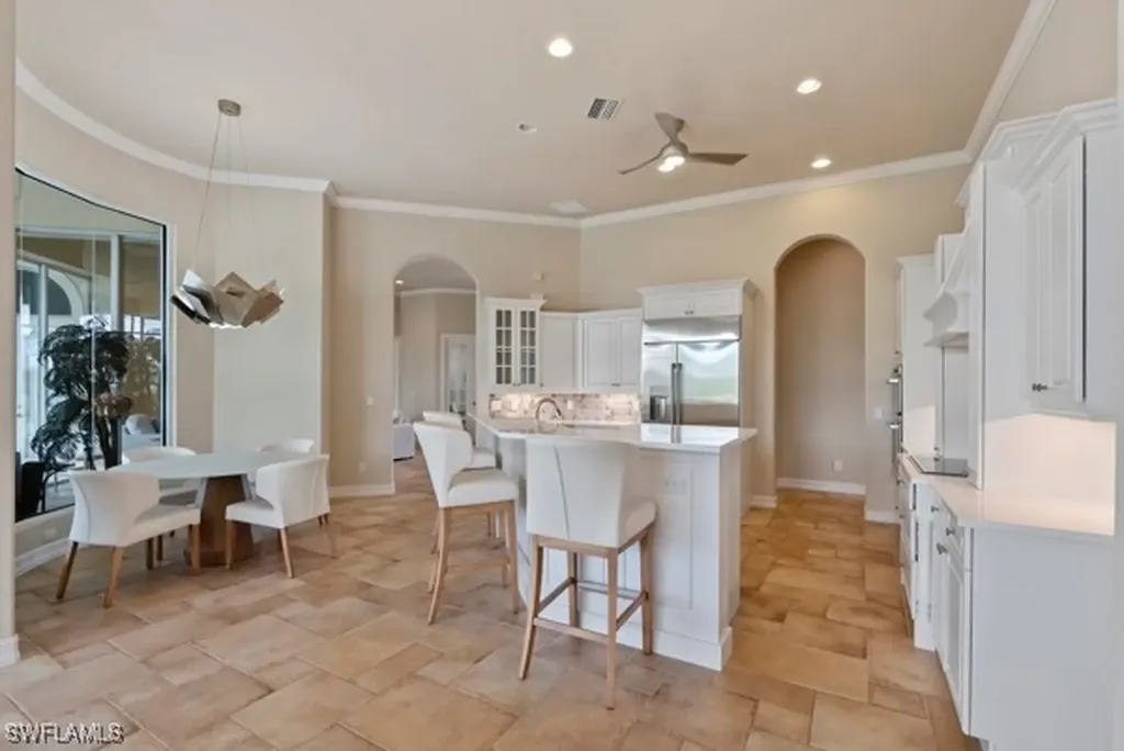 1400 Jewel Box Avenue Naples FL 34102