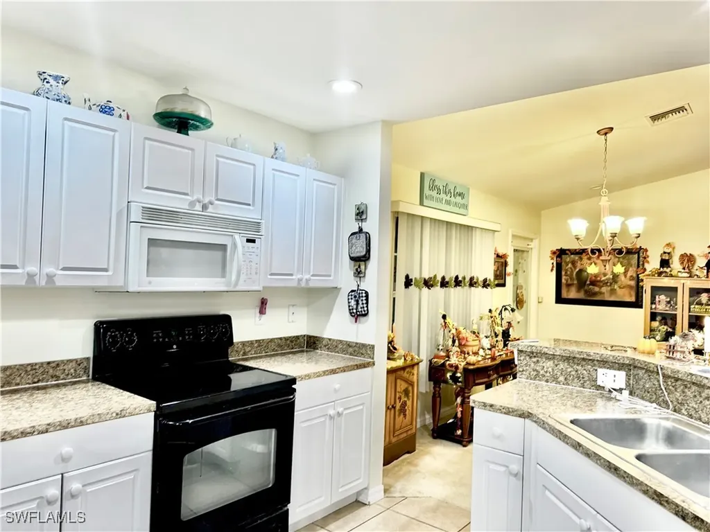 2903 38th Street SW Lehigh Acres FL 33976