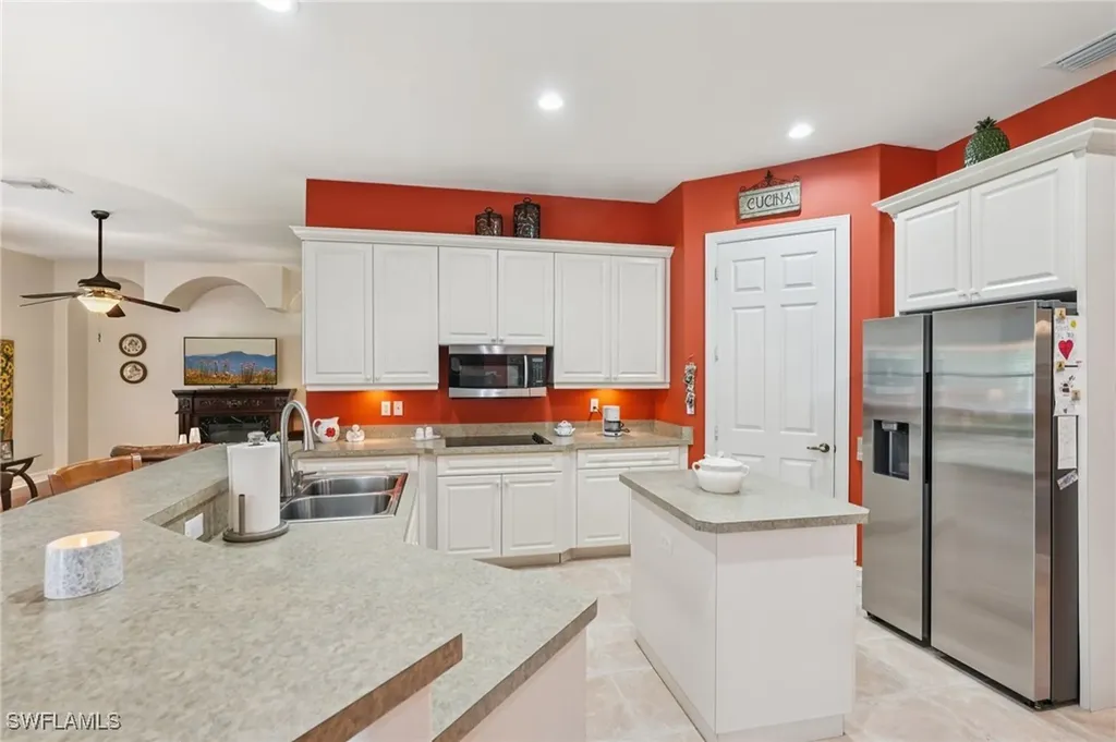 2621 Golden Gate Boulevard W Naples FL 34120