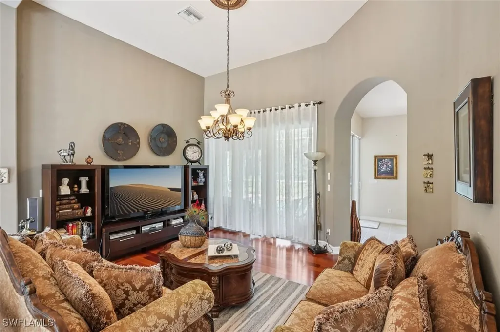 2621 Golden Gate Boulevard W Naples FL 34120