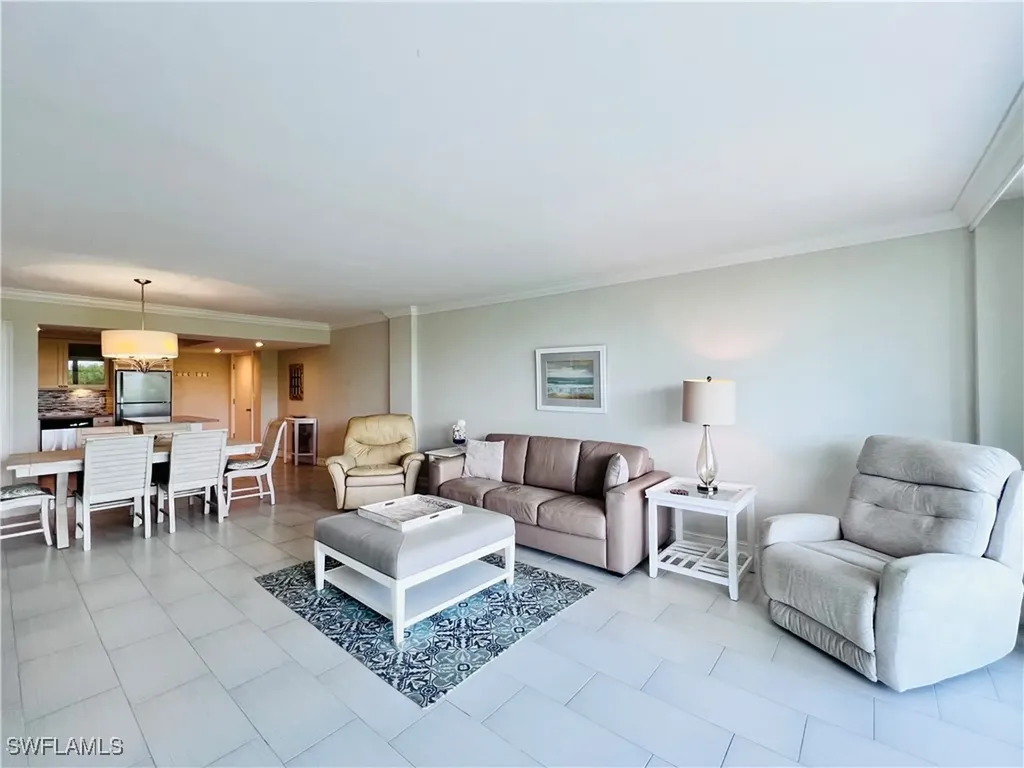 5 Bluebill Avenue Naples FL 34108