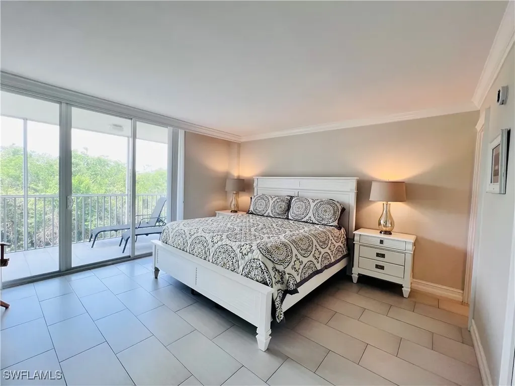 5 Bluebill Avenue Naples FL 34108