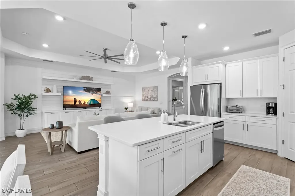 28013 Seasons Tide Avenue Bonita Springs FL 34135