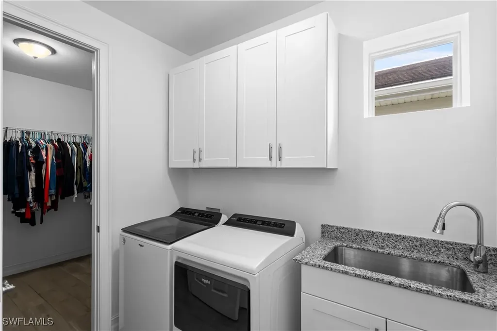 28013 Seasons Tide Avenue Bonita Springs FL 34135