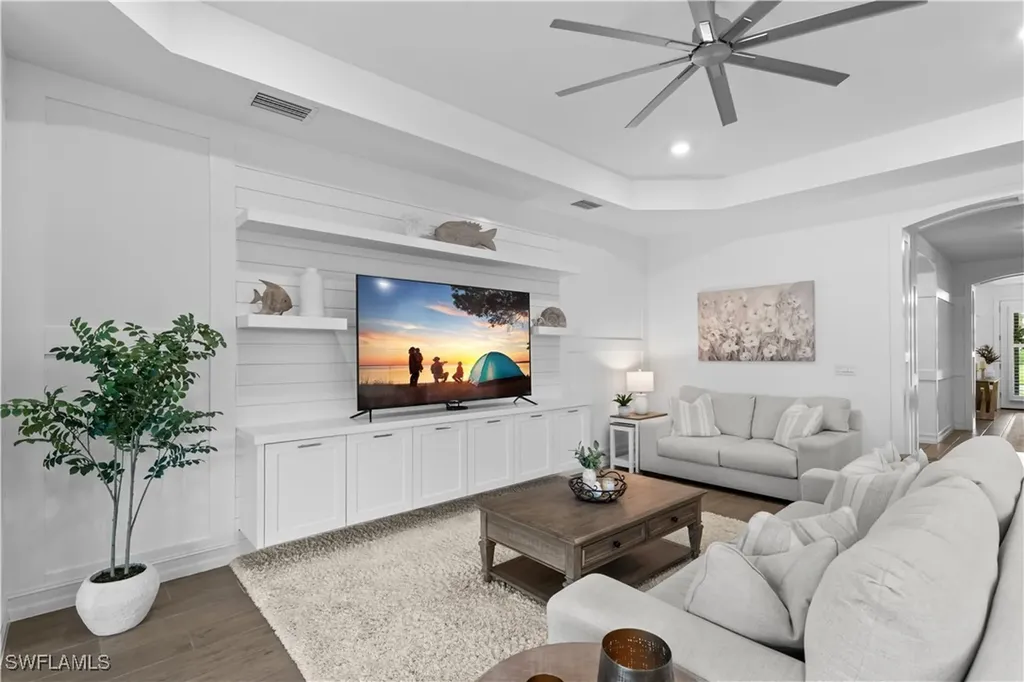 28013 Seasons Tide Avenue Bonita Springs FL 34135