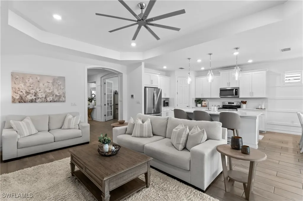 28013 Seasons Tide Avenue Bonita Springs FL 34135