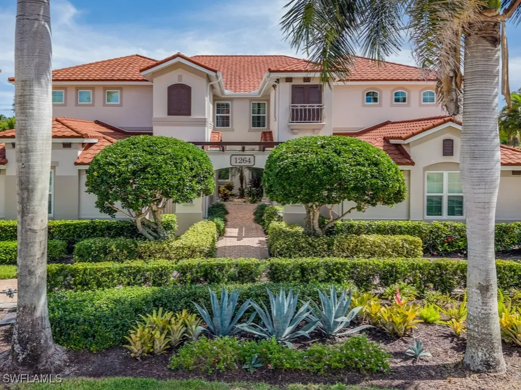 1264 Rialto Way Naples FL 34114
