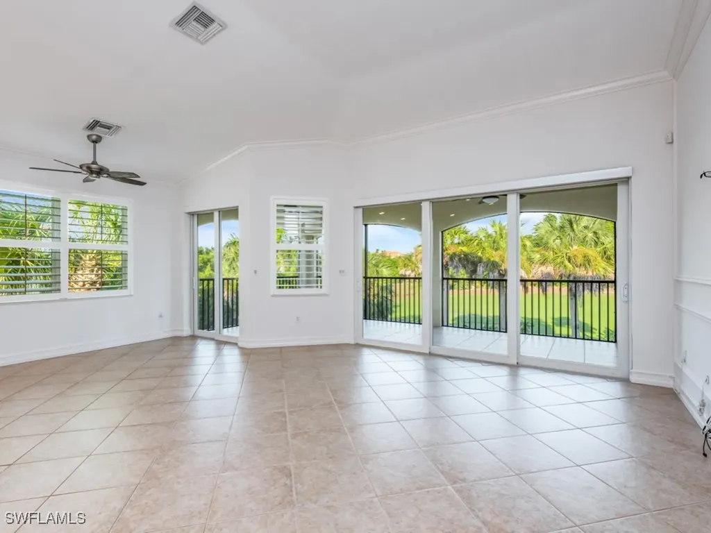 1264 Rialto Way Naples FL 34114