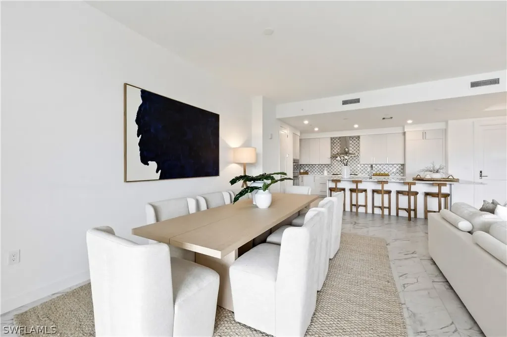 1125 Central Avenue Naples FL 34102