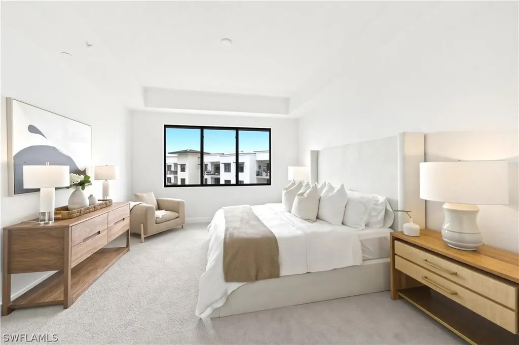 1125 Central Avenue Naples FL 34102