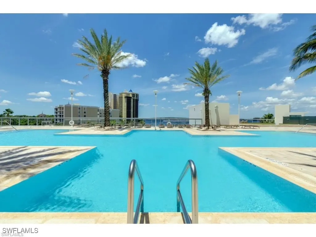 3000 Oasis Grand Boulevard Fort Myers FL 33916