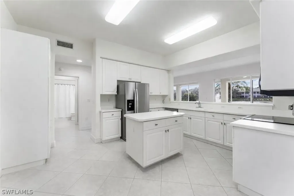 558 Vintage Reserve Lane Naples FL 34119