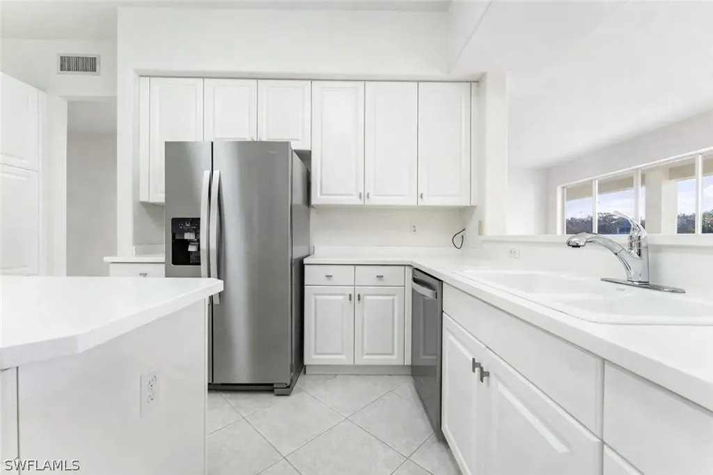 558 Vintage Reserve Lane Naples FL 34119