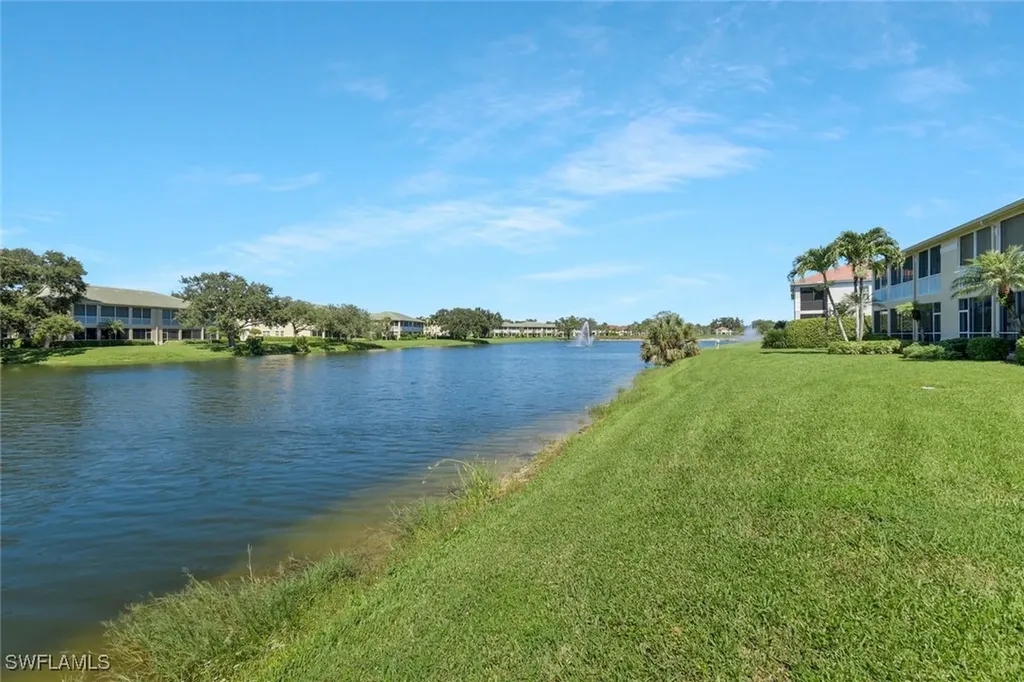 558 Vintage Reserve Lane Naples FL 34119