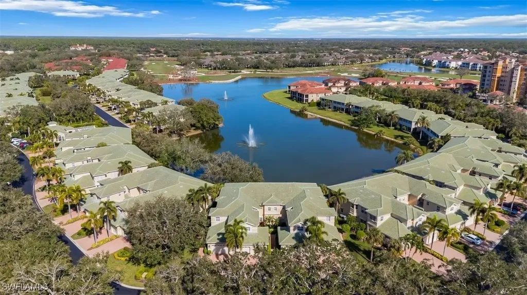 558 Vintage Reserve Lane Naples FL 34119