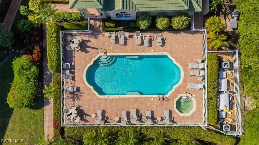 558 Vintage Reserve Lane Naples FL 34119