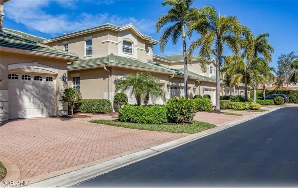 558 Vintage Reserve Lane Naples FL 34119