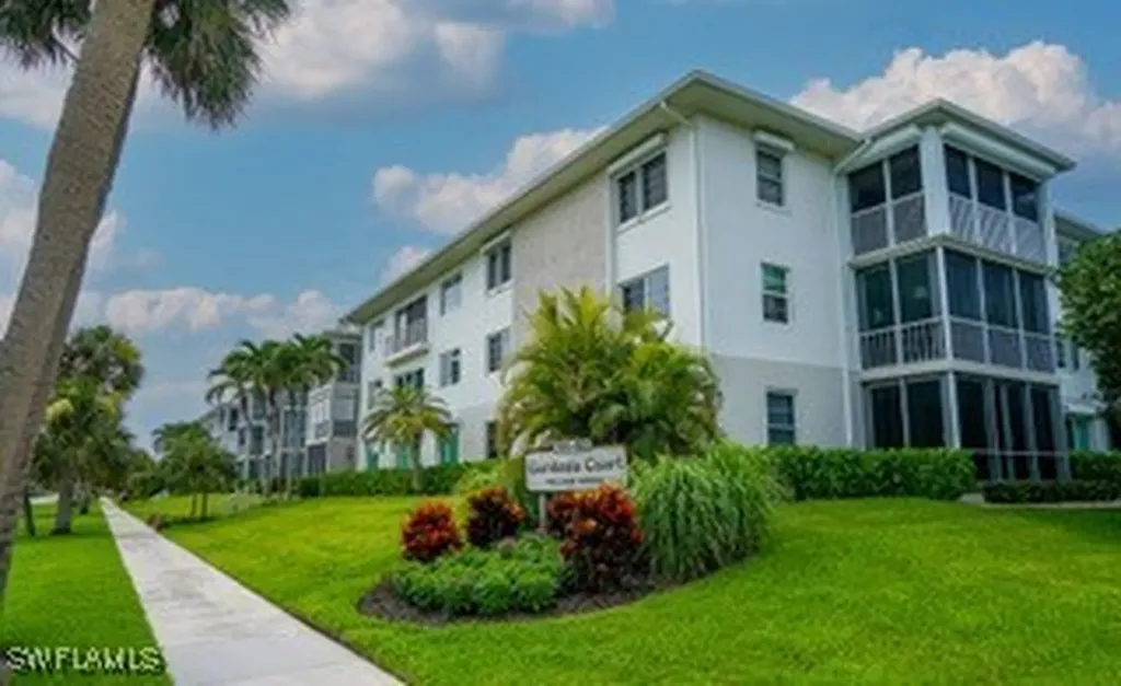 534 12th Avenue S Naples FL 34102