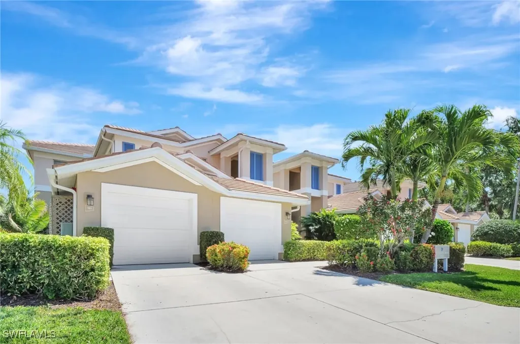 784 Carrick Bend Circle Naples FL 34110