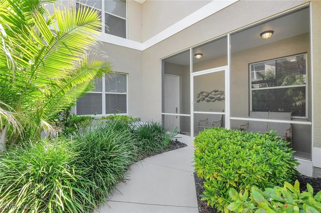 784 Carrick Bend Circle Naples FL 34110