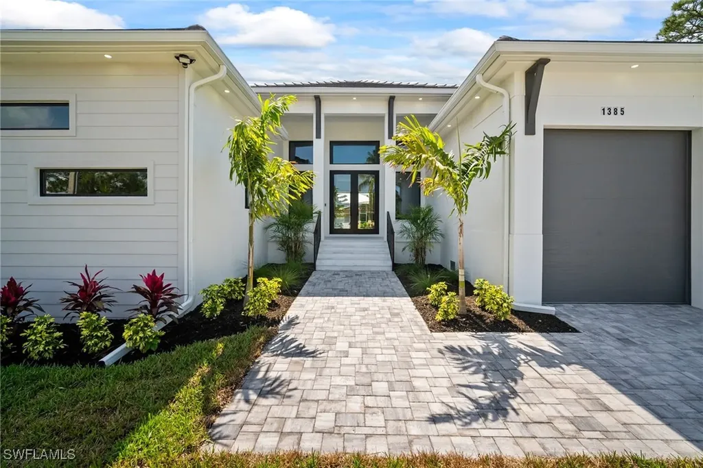 1385 Merrimac Avenue Marco Island FL 34145