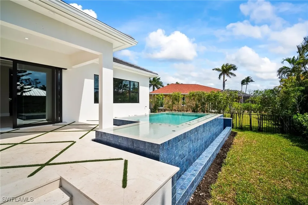1385 Merrimac Avenue Marco Island FL 34145