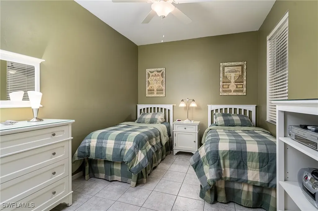 1927 Morning Sun Lane Naples FL 34119
