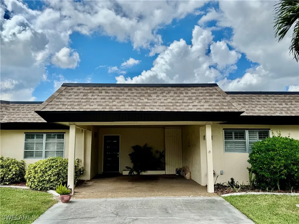 5709 Harbour Club Road Fort Myers FL 33919
