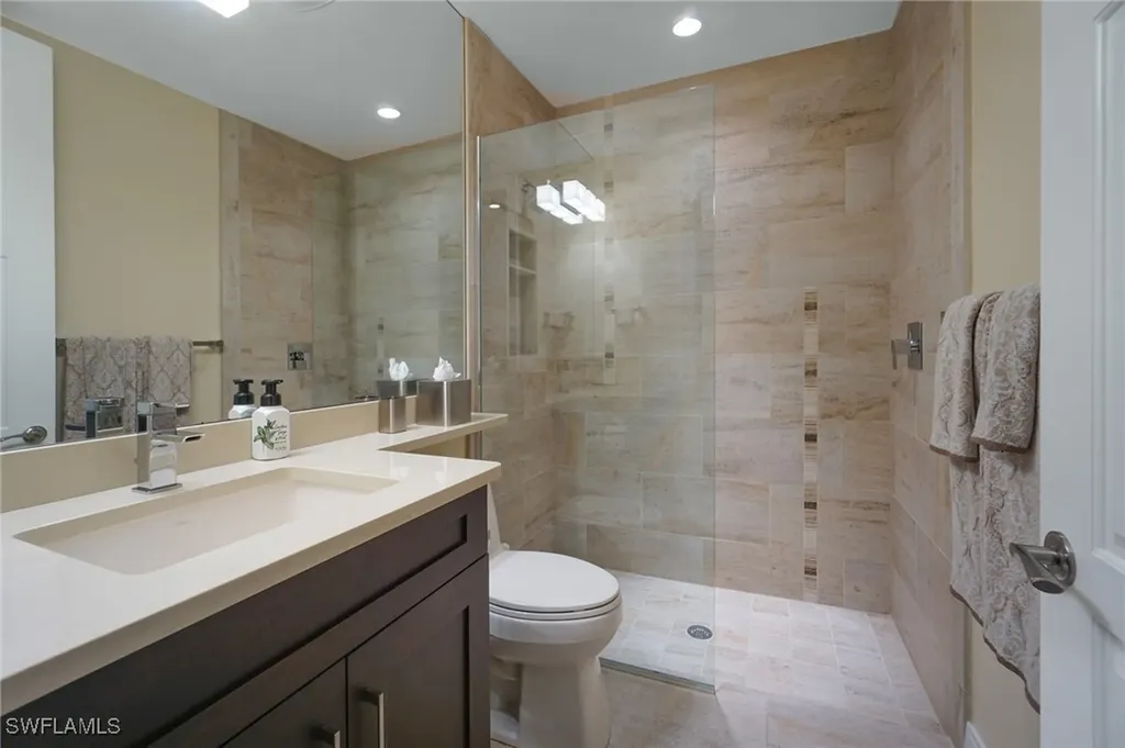 8472 Abbington Circle Naples FL 34108