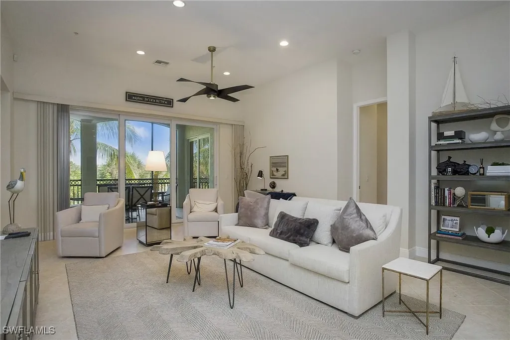 9239 Tesoro Lane Naples FL 34114