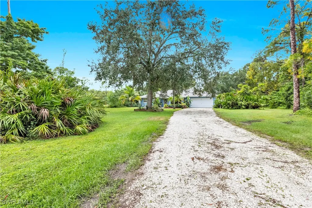 25356 Pinson Drive Bonita Springs FL 34135
