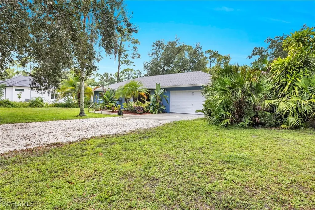 25356 Pinson Drive Bonita Springs FL 34135