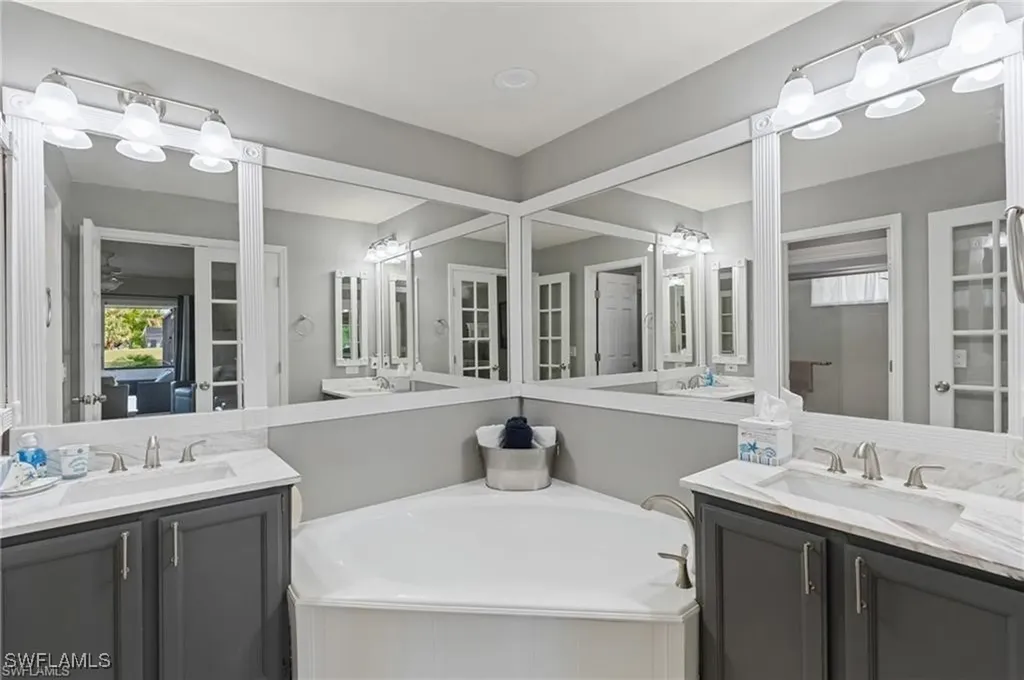 9962 Ortega Lane Bonita Springs FL 34135