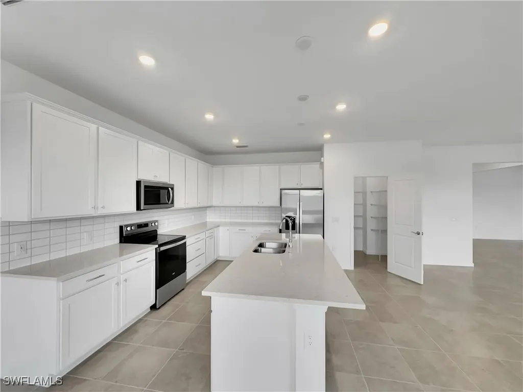 3748 Passion Vine Drive Alva FL 33920