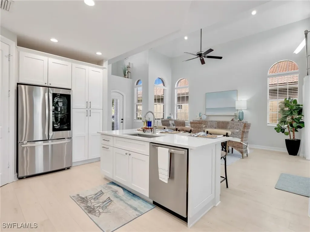 6096 Dogleg Drive Naples FL 34113