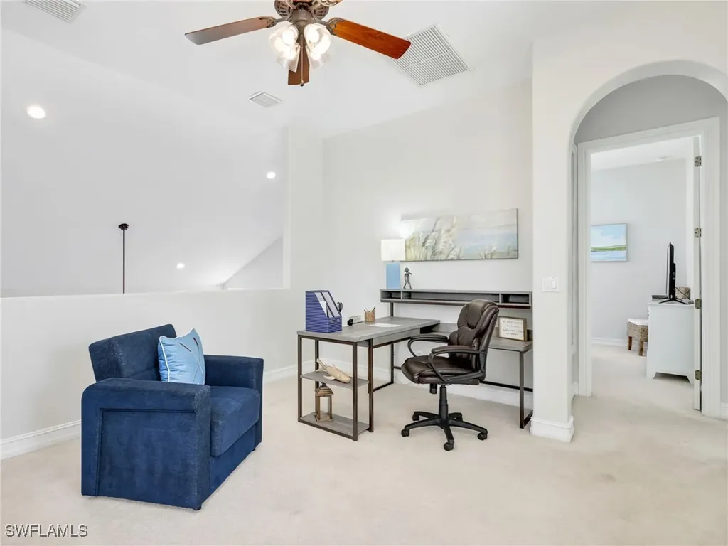 6096 Dogleg Drive Naples FL 34113
