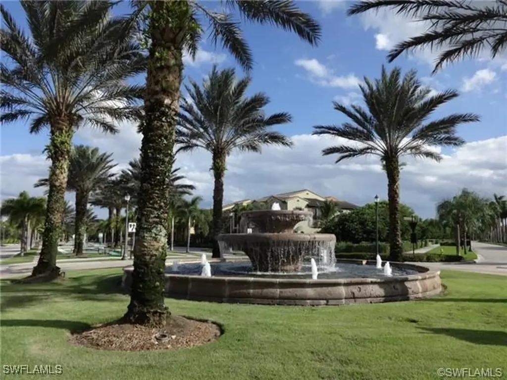 9134 Chula Vista Street Naples FL 34113