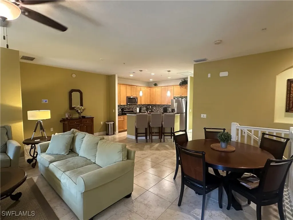 9134 Chula Vista Street Naples FL 34113